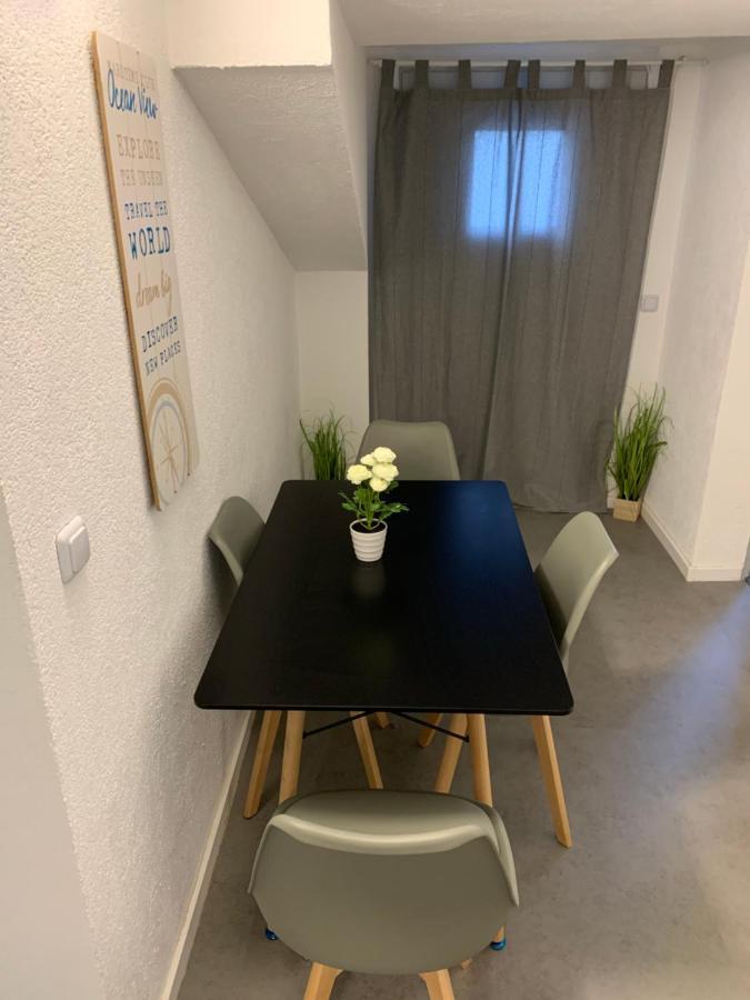 Cityapartment Platinum Mit Balkon Bzw,Terrasse ビーレフェルト エクステリア 写真