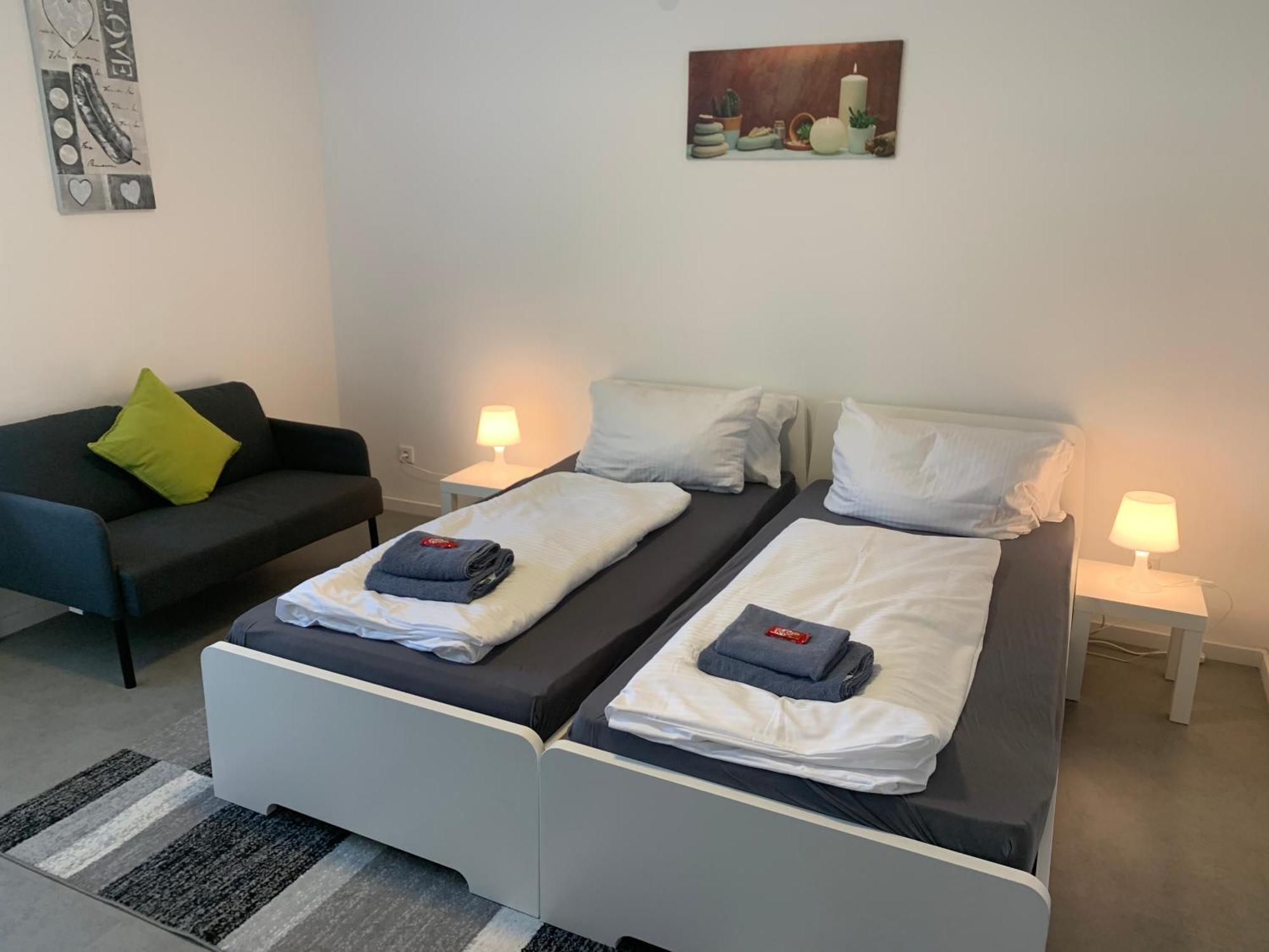 Cityapartment Platinum Mit Balkon Bzw,Terrasse ビーレフェルト エクステリア 写真