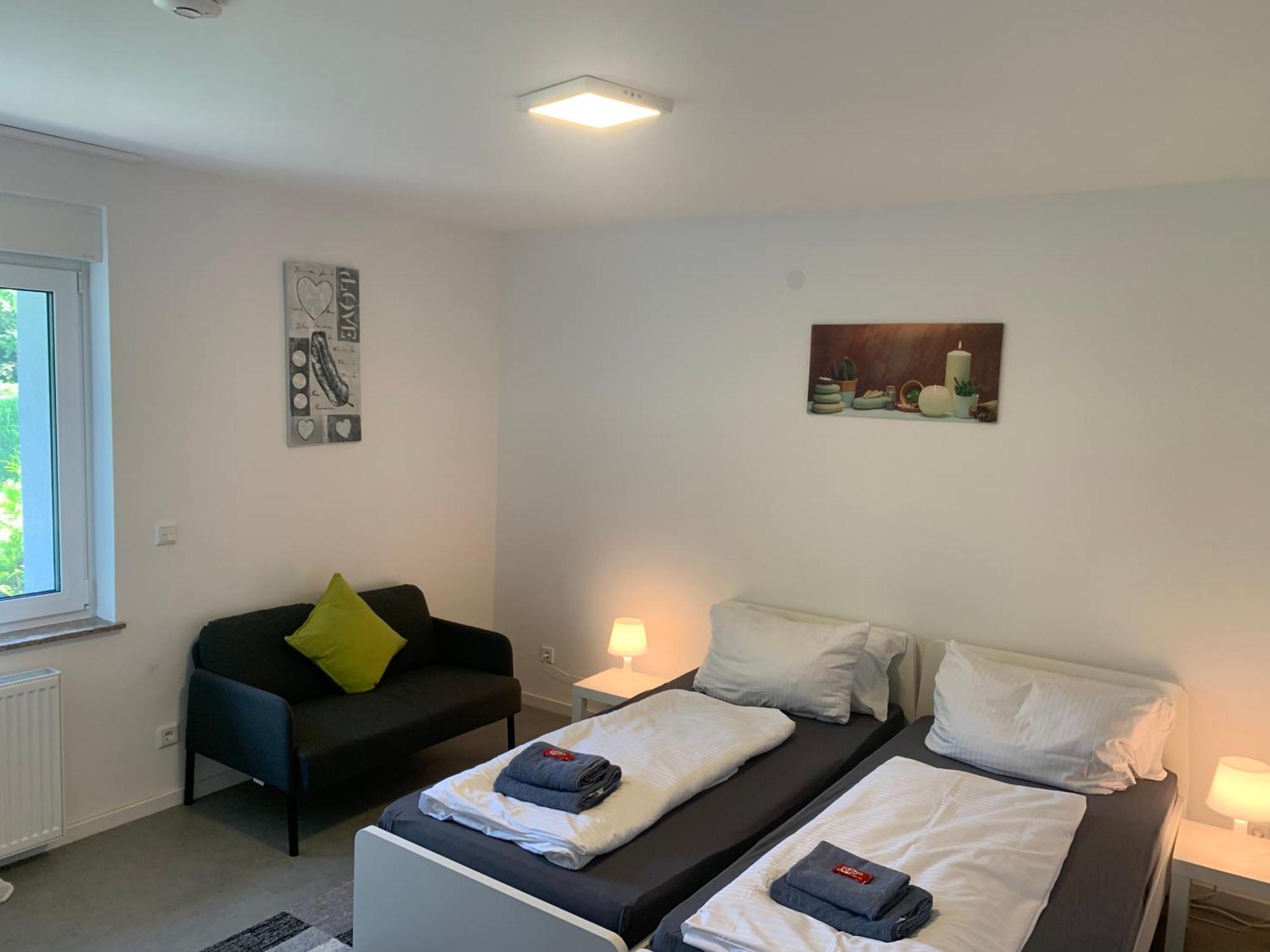 Cityapartment Platinum Mit Balkon Bzw,Terrasse ビーレフェルト エクステリア 写真